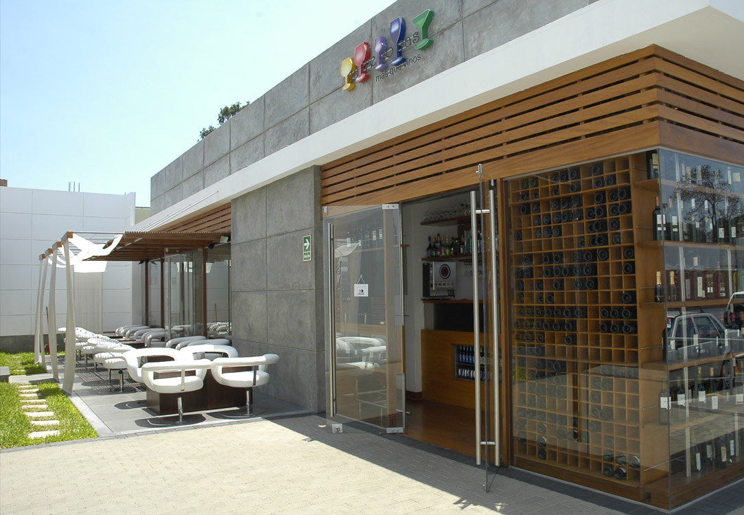 Strip Mall El Polo Monterrico