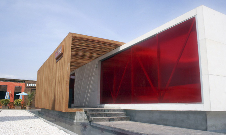 Bar Red Lounge Marlboro