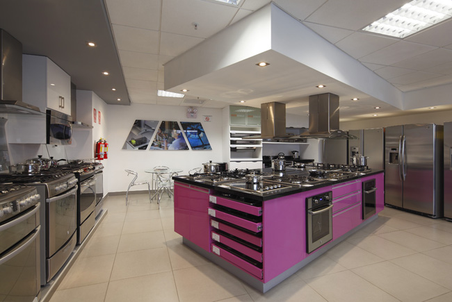 Showroom MABE en el El Trigal