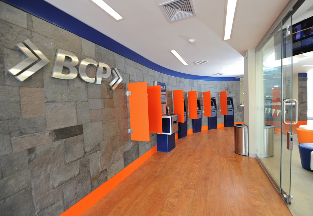 Travelers Point Cuzco BCP Vértice arquitectos