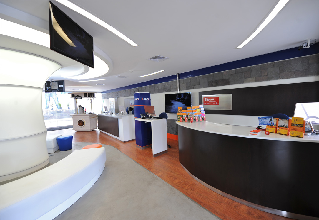 Travelers Point Cuzco BCP Vértice arquitectos