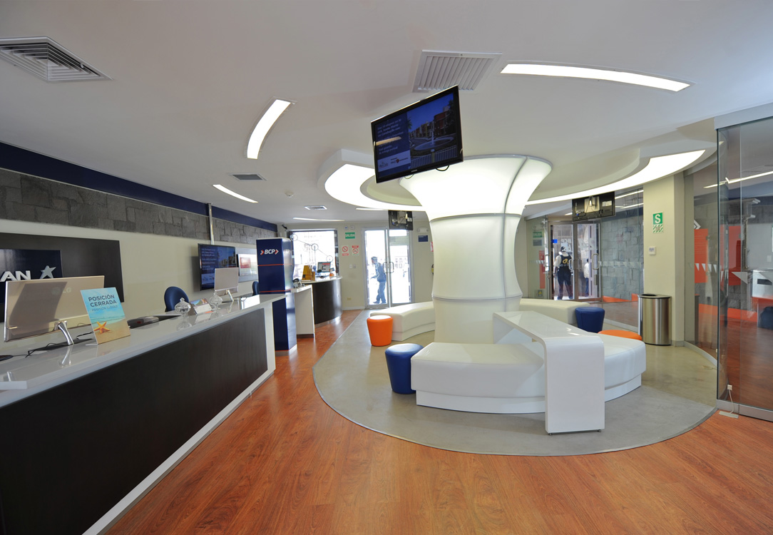 Travelers Point Cuzco BCP Vértice arquitectos