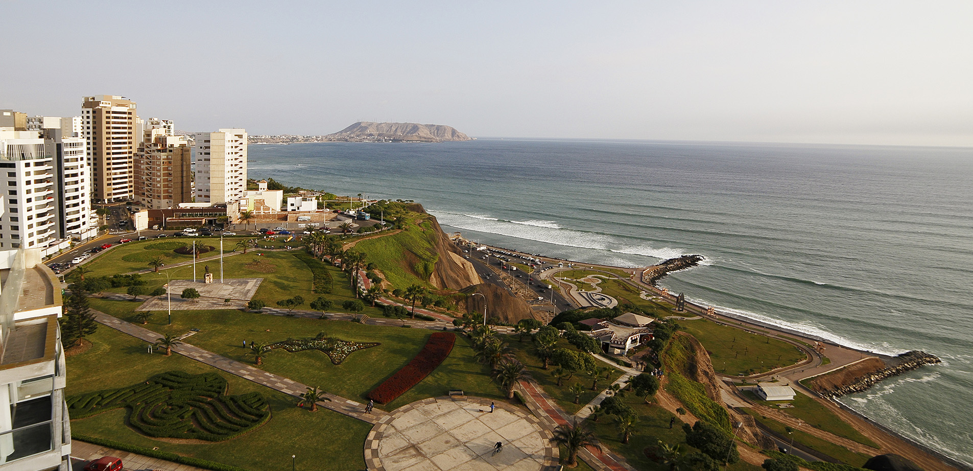 Edificio Multifamiliar Plenamar Miraflores Lima Perú por Vértice Arquitectos