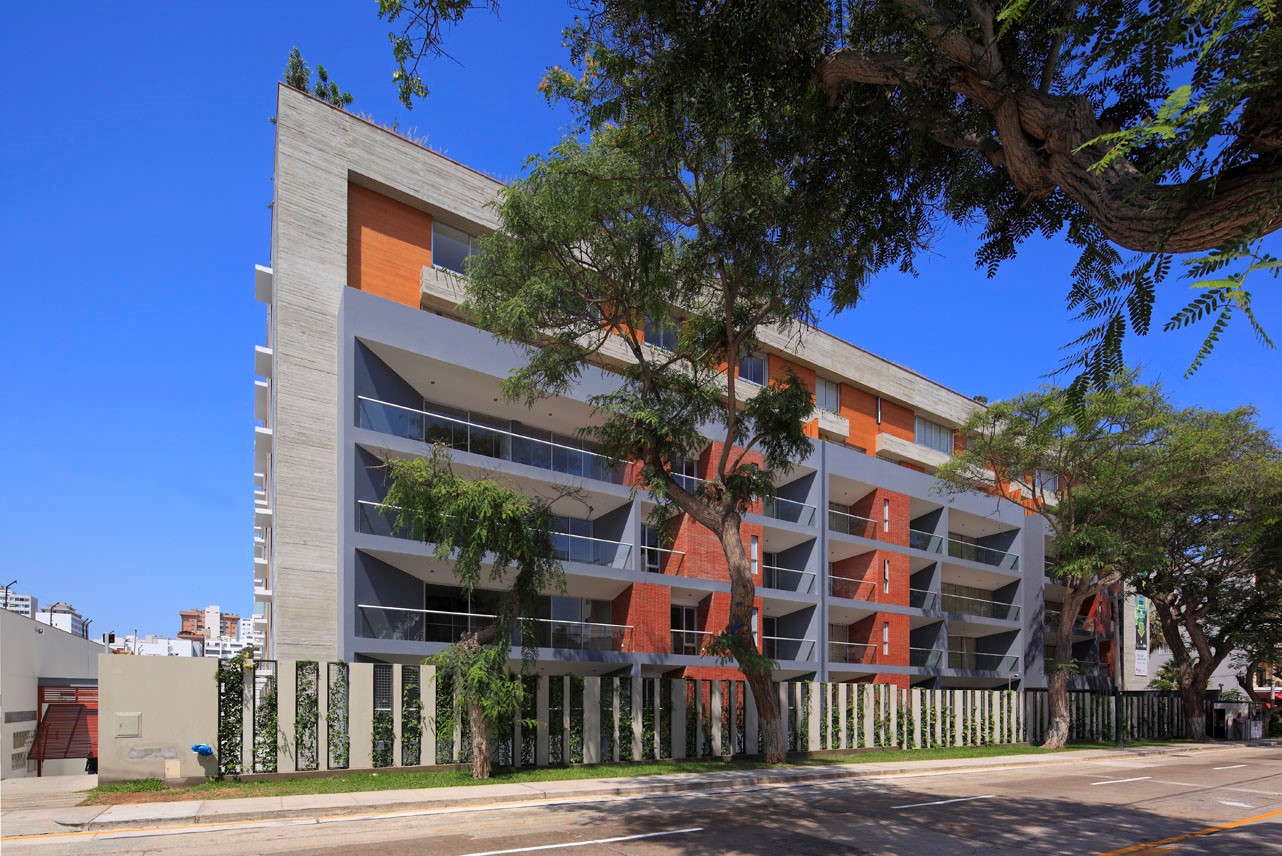 Edificio Multifamiliar Central Park, San Isidro para Inmobiliaria Volterra por Vértice Arquitectos