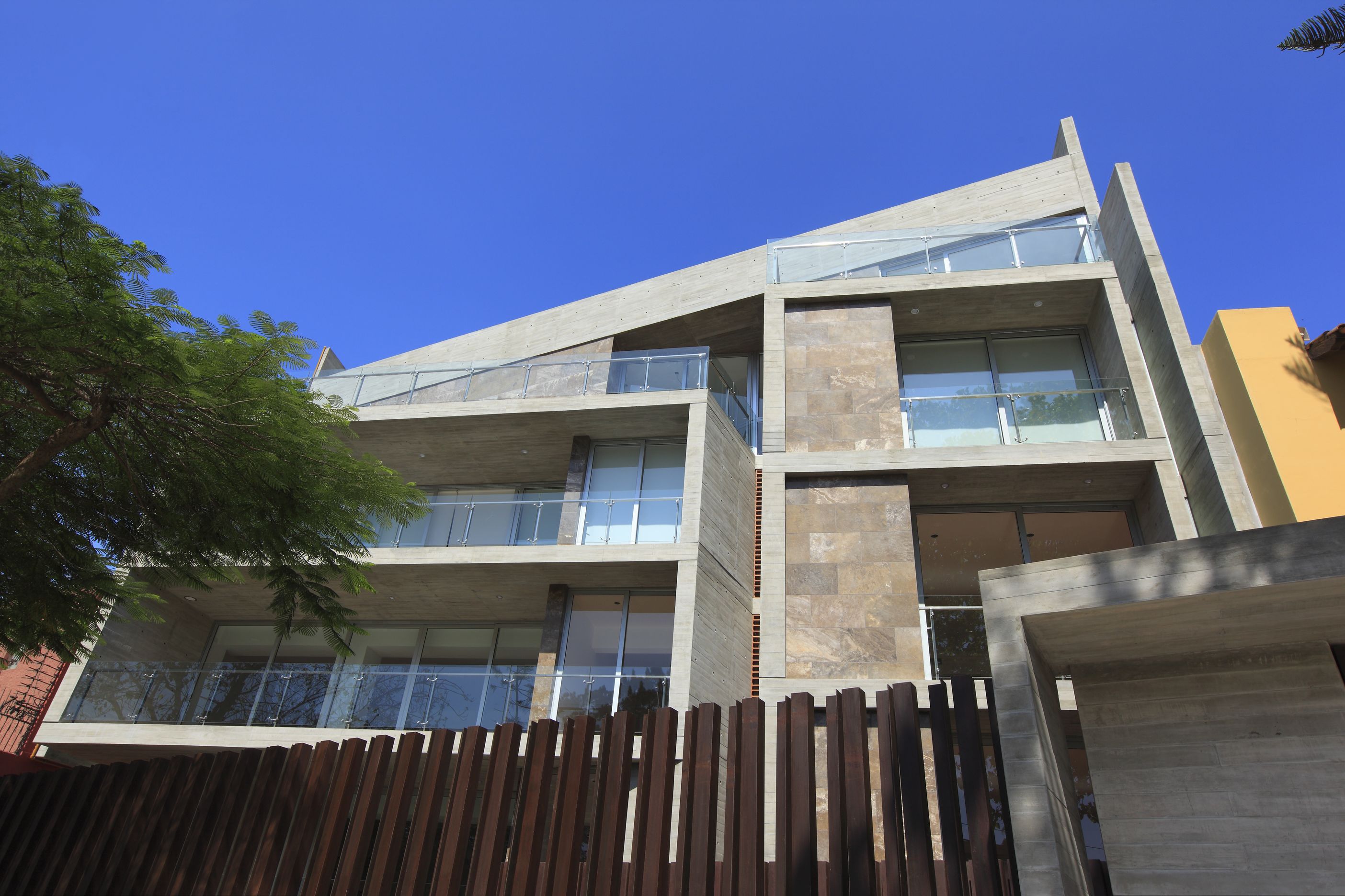 Edificio Multifamiliar Huallamarca San Isidro Lima Perú por Vértice arquitectos