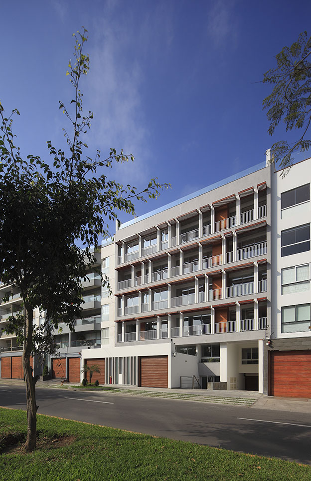 Edificio Multifamiliar Primum Surco Lima Perú por Vértice Arquitectos