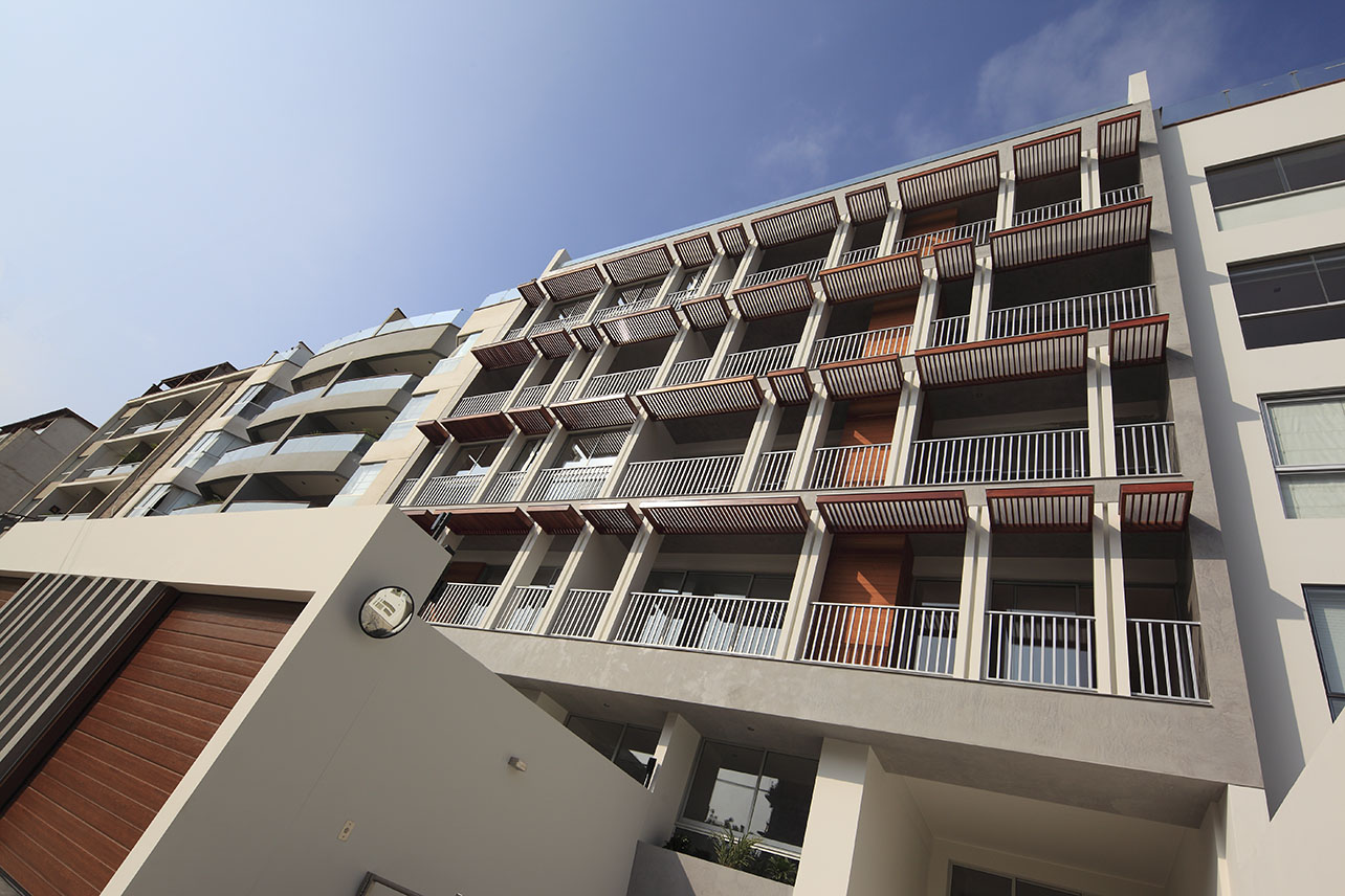 Edificio Multifamiliar Primum Surco Lima Perú por Vértice Arquitectos