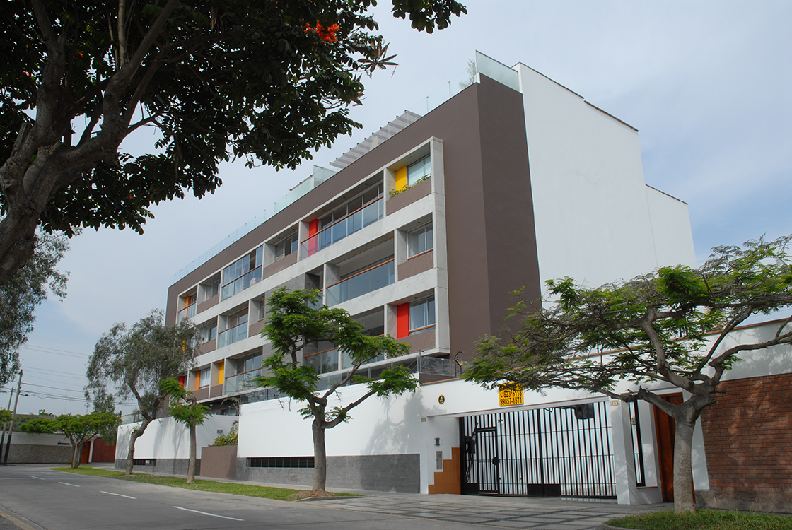 Edificio Monte Real Surco Lima, Perú por Vértice Arquitectos