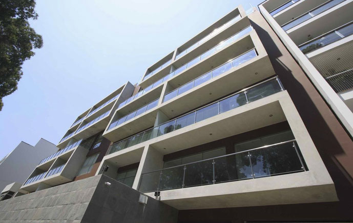 Edificio Monte Pío, Surco