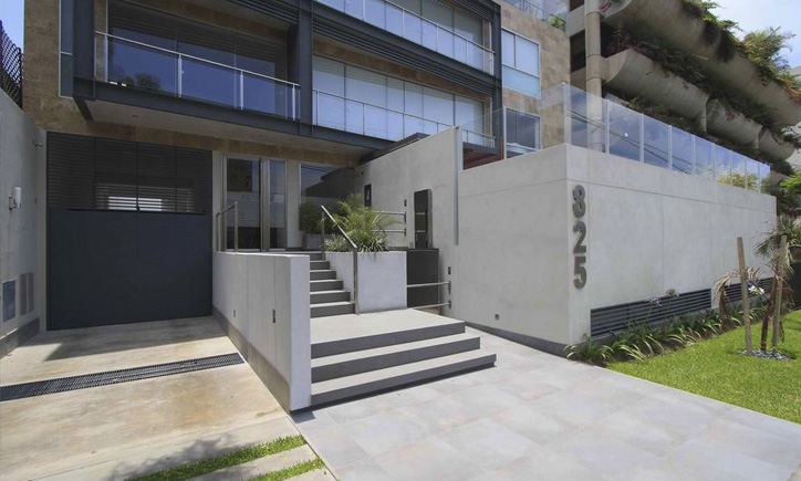 Edificio Nicolás de Rivera, San Isidro