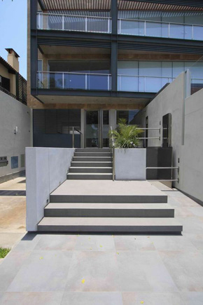 Edificio Nicolás de Rivera, San Isidro