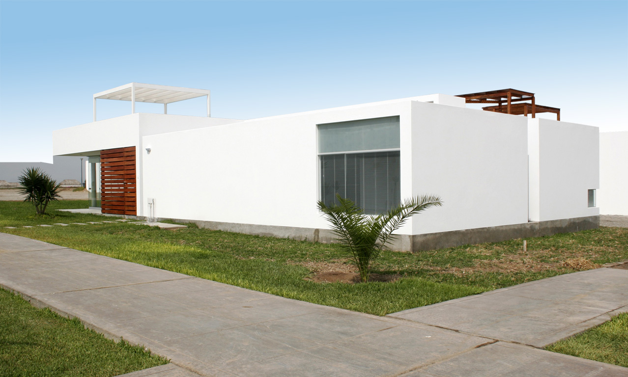 Foto Fachada Casa de playa en Las Arenas Lima Perú por Vértice Arquitectos
