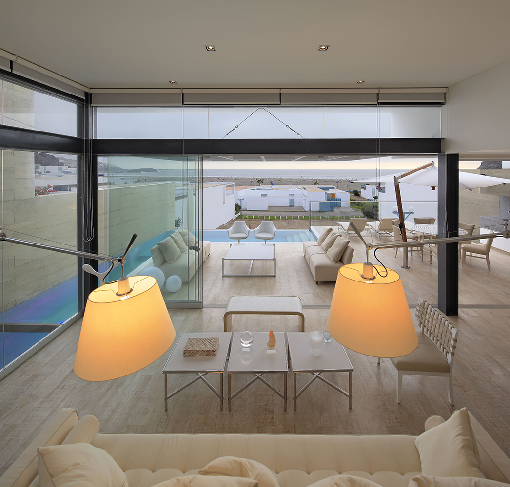 Casa Lomas B14 fachada frontal