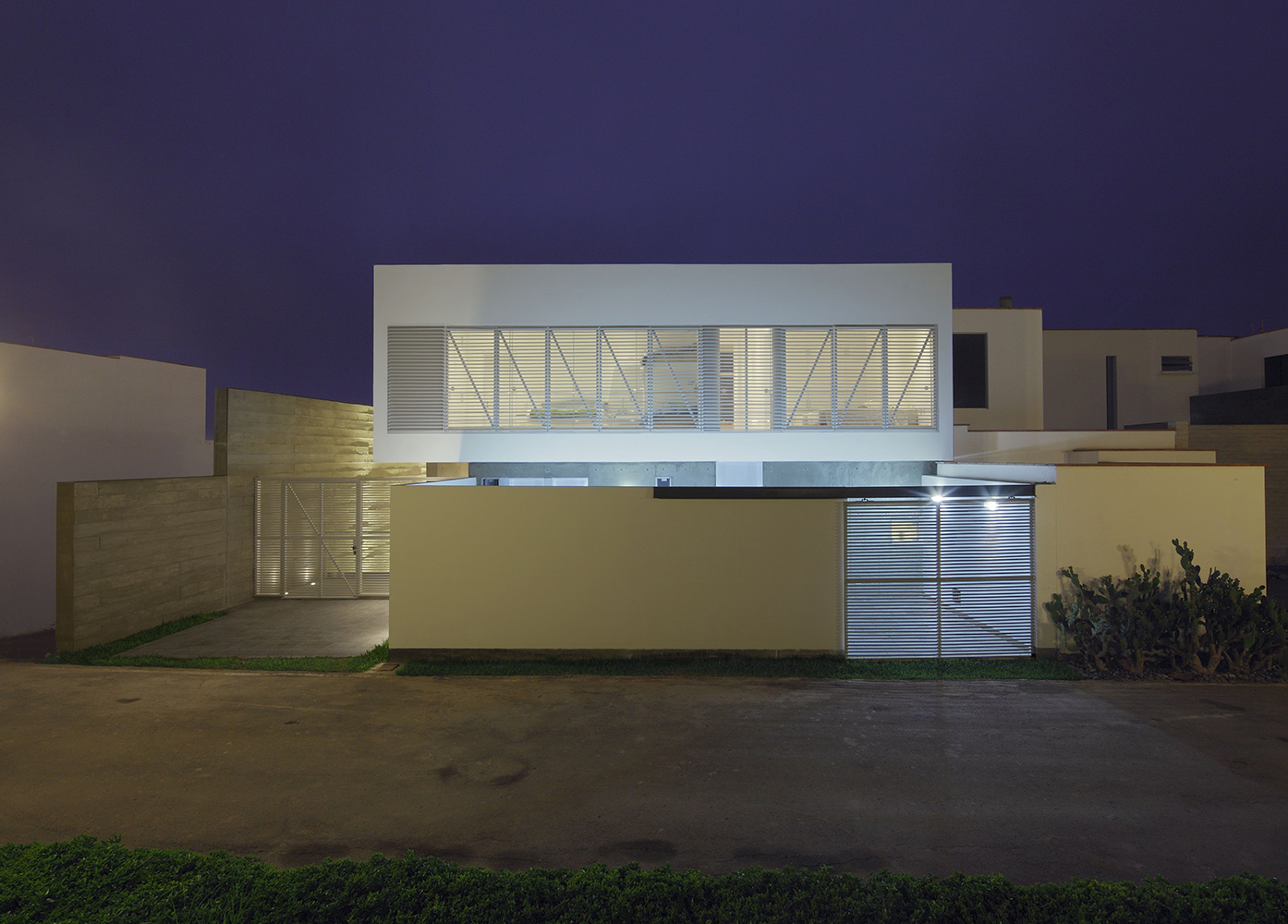 Casa Lomas B14 fachada posterior