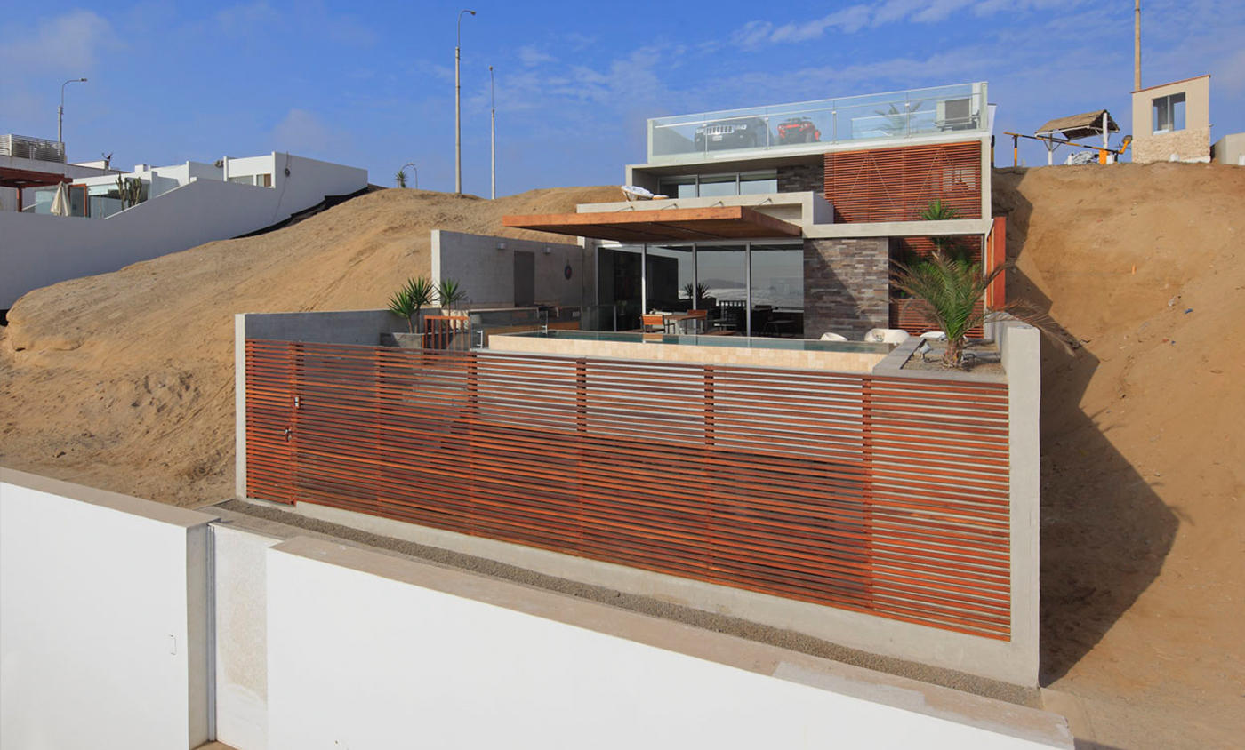 Foto Fachada en esquina