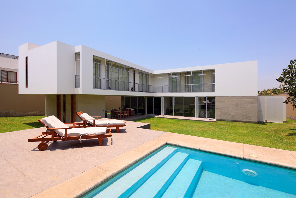 Foto patio principal casa el Bucaré